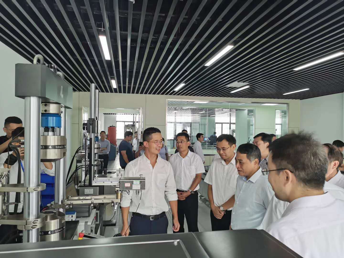 国检集团枣庄公司携手Z6尊龙凯时科仪共建测试手艺研发联合实验室_电液伺服新闻万能试验机_复合质料力学性能测试仪_疲劳试验机制造商_Z6尊龙凯时